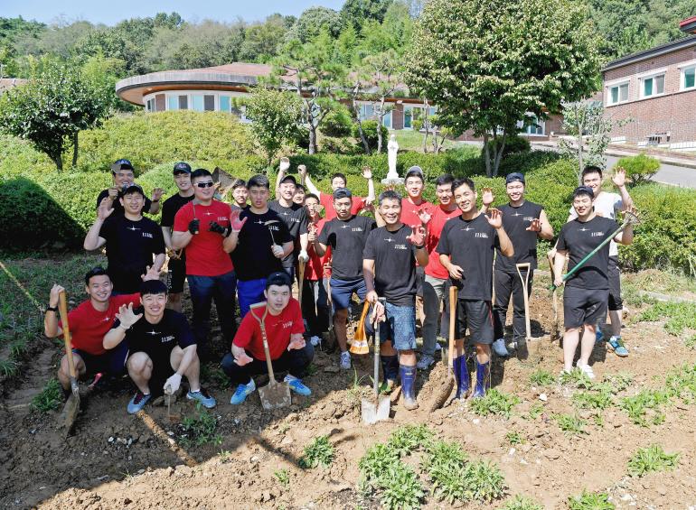 공군38전대 111대대, 요양원 봉사활동 실시