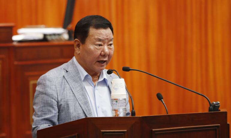 정길수 시의원 5분 발언- 가로수 공원 녹지 관리부실 질타