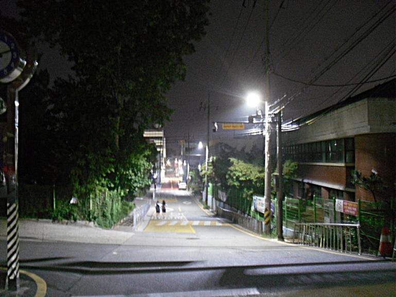 학교 주변을 환하고 안전하게!