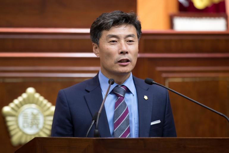 김경식 시의원, ‘군산형 일자리 창출 촉구’ 건의문