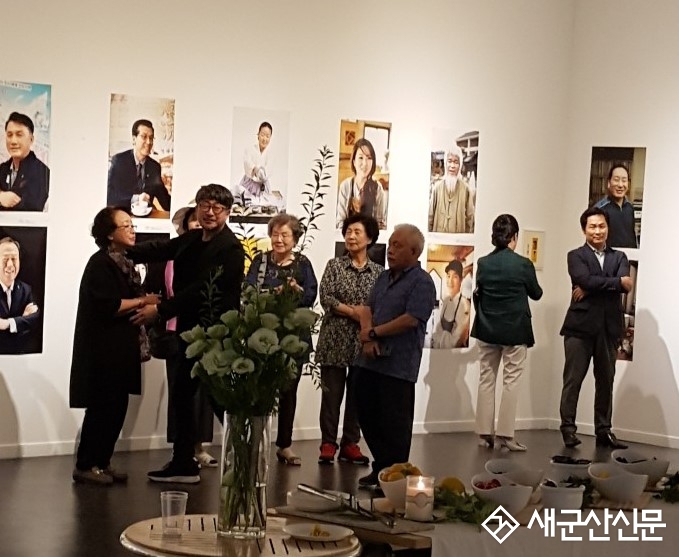 군산 시민들의 이야기 사진에 담다