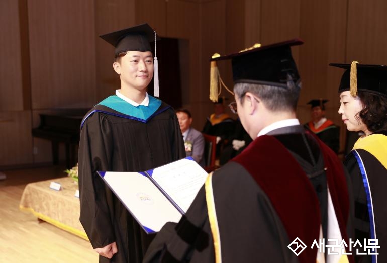 군산대, 2018학년도 후기 학위수여식 