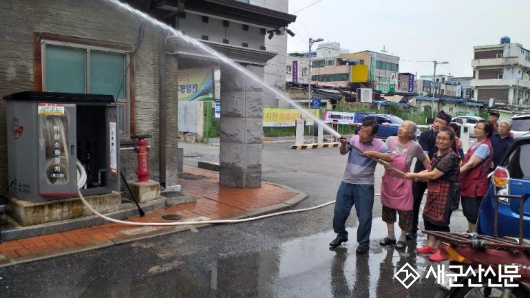 군산소방서, 남초등학교 대상 소방 훈련  
