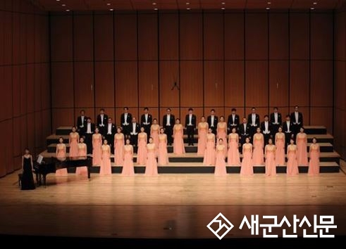 군산시립합창단 상임지휘자 모집