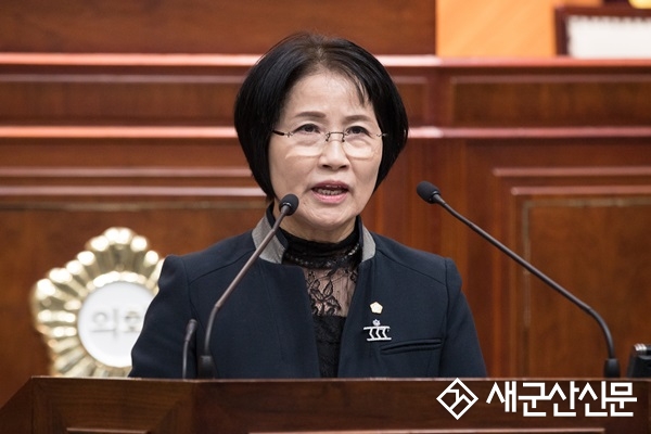 ‘군산조선소 중단 장기화 지역경제 발목’