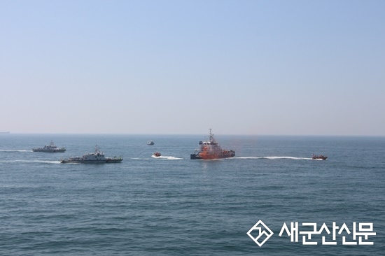 군산해경, 전복 선박 구조 실전형 훈련 