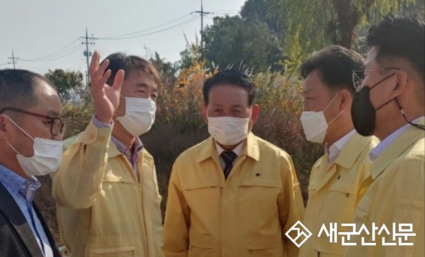 익산군산축협 철새도래지 긴급 방역