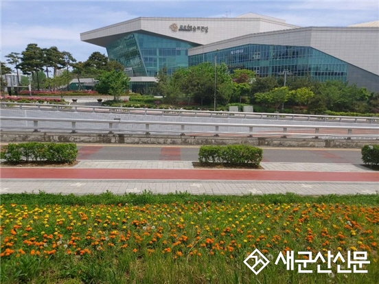 계절별 꽃 89만본 식재 ‘특색 있는 꽃길 조성’