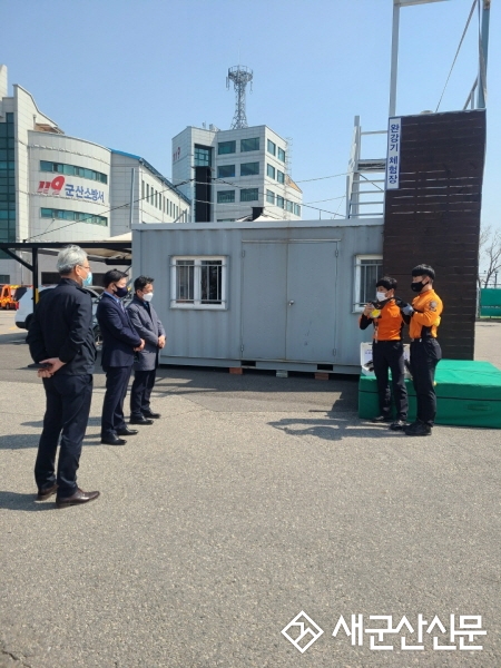 문승우 행정자치위원장, 군산소방서 격려 방문