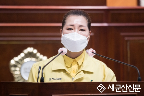 “조부모의 손자녀 돌봄, 경제적·제도적 지원 마련”