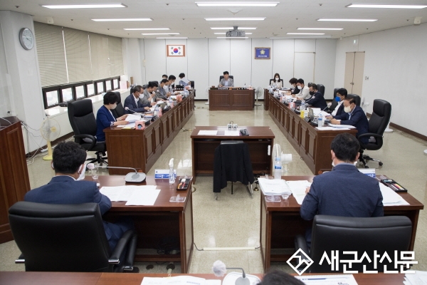 시의회 경제건설위원회, 농업기술센터 업무보고