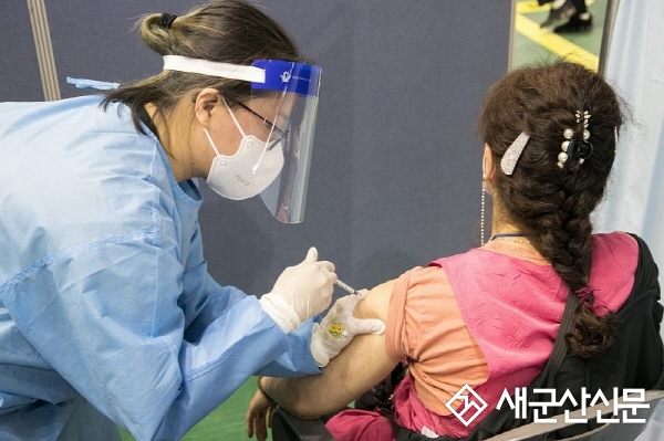 동절기 코로나19 재유행 대비 백신접종 당부