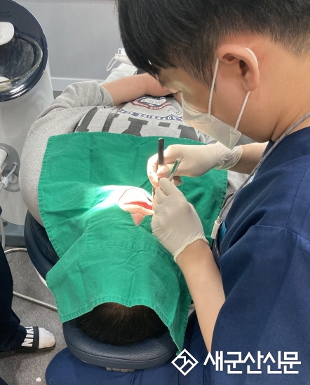 군산라인플란트 치과, 저소득층 가정 틀니 지원