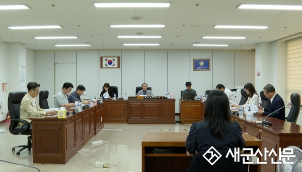 시의회, 시민발전 대표 인사청문회 '부적합' 판정
