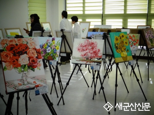 ‘배움 그리고 기억 작품’ 전시회