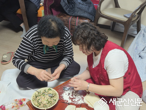 군산노인종합복지관, 공동밥상 사업 ‘경로당 소·식·통’
