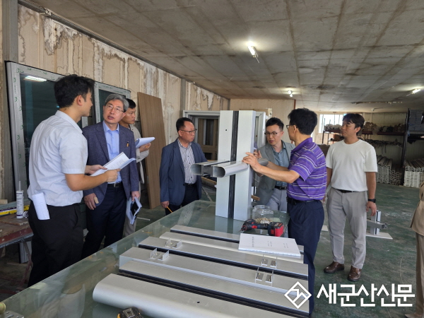 군산시, ‘2025년 최고 명장’ 전기권씨 선정