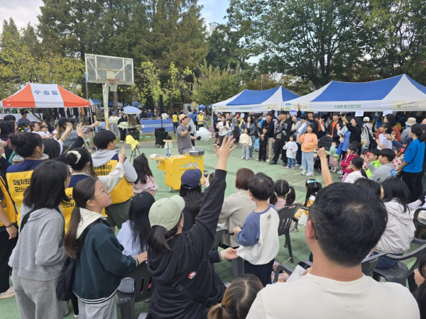 제17회 수송동 아나바다 장터 성황리에 마쳐