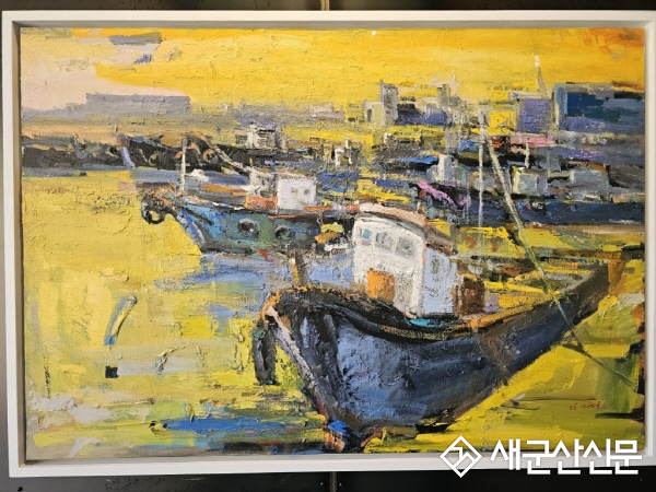 (톡톡 군산) 구상과 추상의 경계선을 넘나드는 ‘원색의 물결’