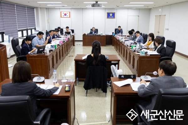 시의회 경건위, 청암산 습지보호지역 지정 가능성 검토 주문