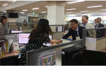 “일자리를 최우선 신임 군산시장 행보”
