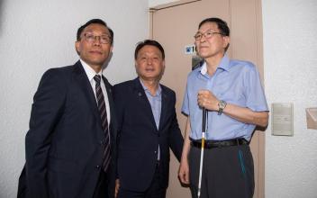‘호국보훈의 달’ 국가유공자 명패 달기 사업