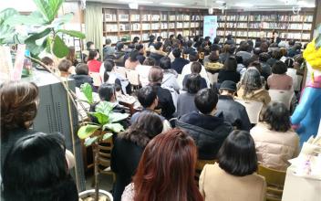군산 동네서점, 지역문학 공간으로 톡톡히 활동