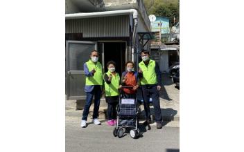 거동불편 어르신에게 보행보조기 16대 지원