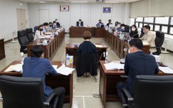 군산시의회 행정사무감사 이모저모 1일차(행정복지위원회)