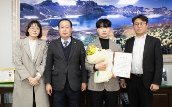 군산시의회, 아동복지분야 유공자 표창장 수여