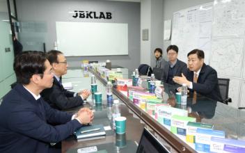 “도·기업 함께 성공 위해 힘을 모읍시다”