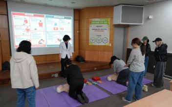 군산의료원, 지역 학부모 대상 심폐소생술(CPR) 교육
