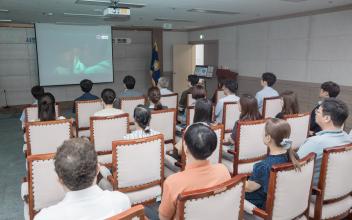 군산시의회, 영상으로 배우는 ‘청렴 시네마’운영